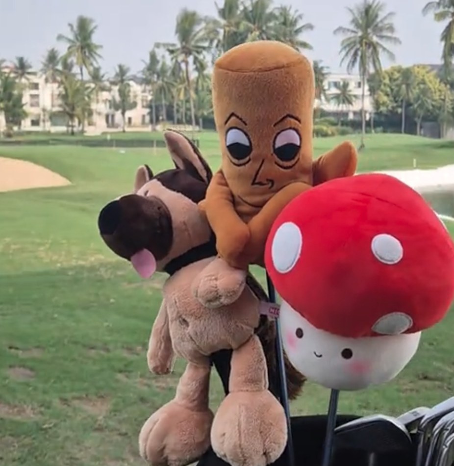 Headcover golf plush anjing gembala, karakter kayu dan jamur